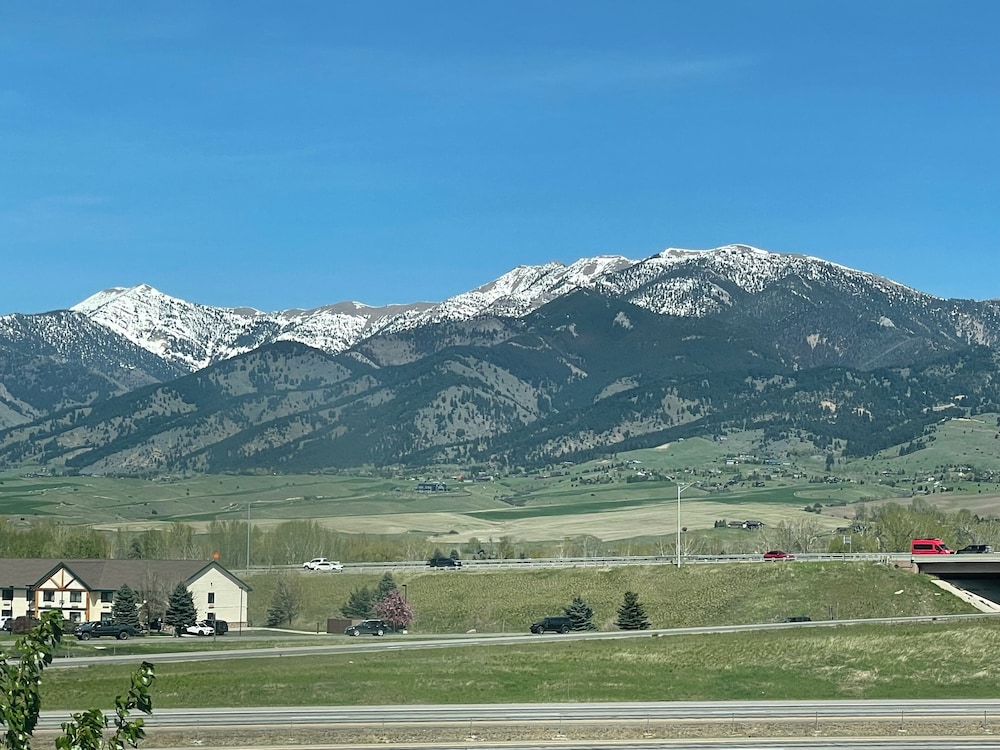Country Inn & Suites by Radisson, Bozeman, MT photo 7
