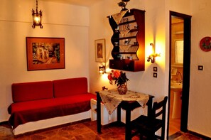 Living room - Heliotrope Apartments (Hersonissos)