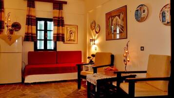 Apartment (Quadruple ) | Living area