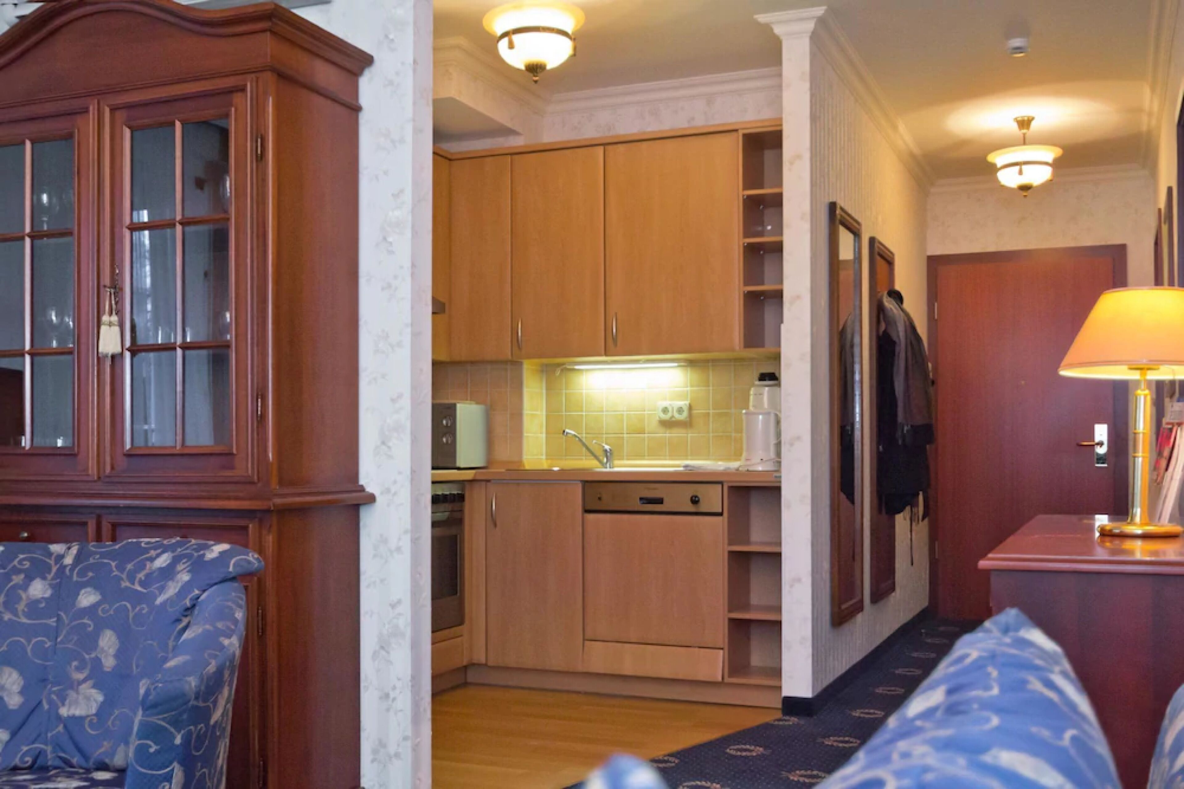 superior apartment, 1 bedroom | private kitchen | fridge, microwave, stovetop, dishwasher