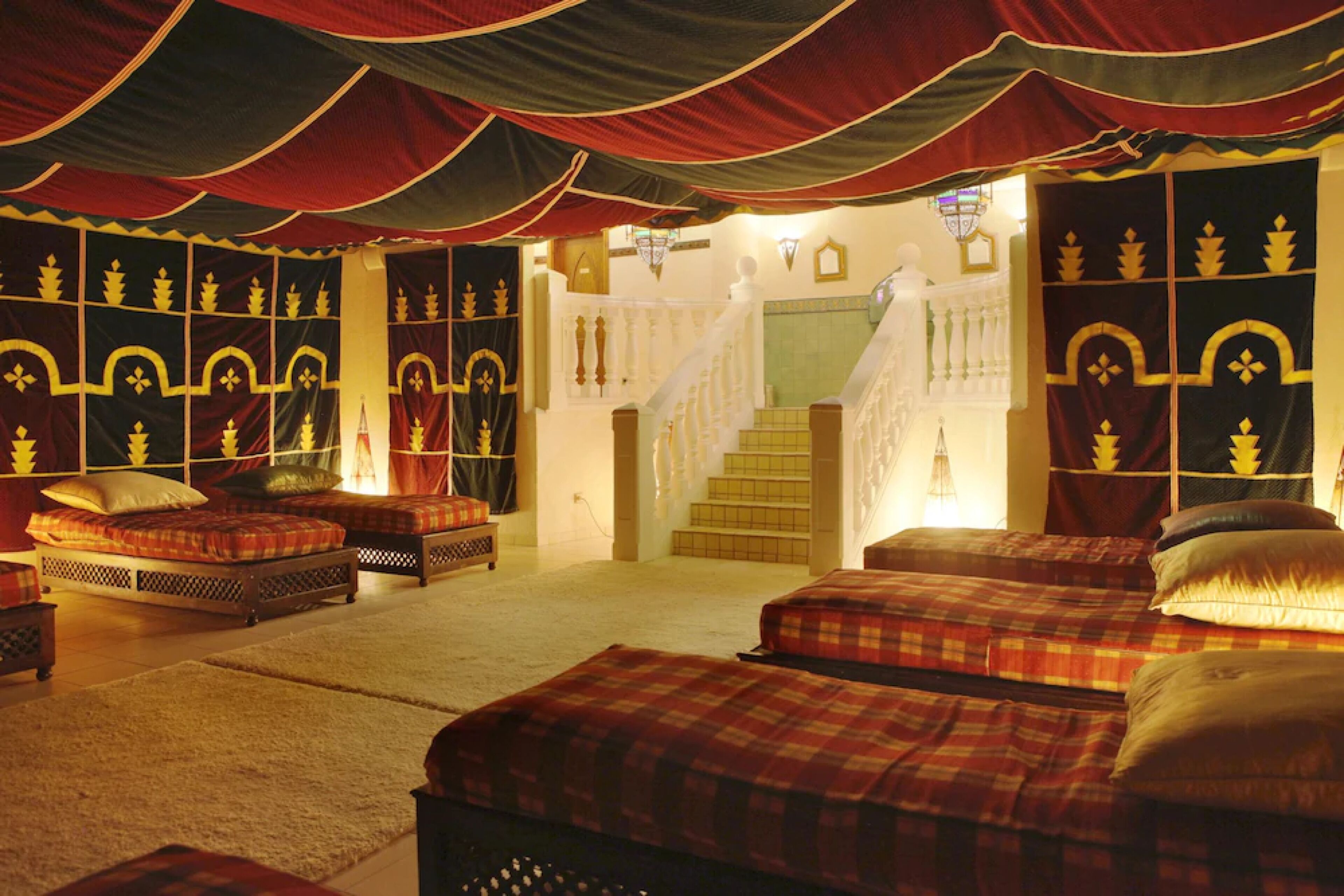 sauna, steam room, body treatments, hot stone massages