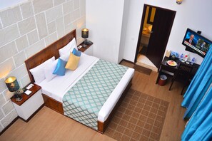 In-room safe, desk, soundproofing, iron/ironing board - Unique Cottages (Nuwara Eliya)