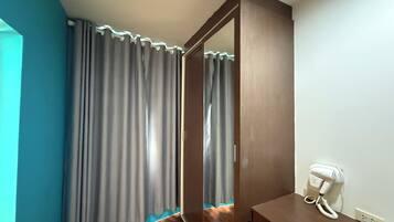 Minibar, in-room safe, desk, soundproofing