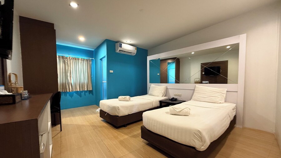 Bed by Cruise at Samakkhi-Tivanont