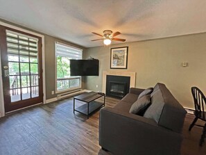 Strykjärn/strykbräda, gratis wi-fi och sängkläder