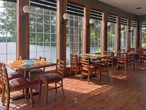 Breakfast, lunch and dinner served