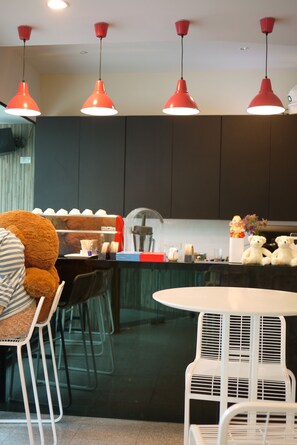 Lobby - Triple 8 Inn Bangkok (Bangkok)