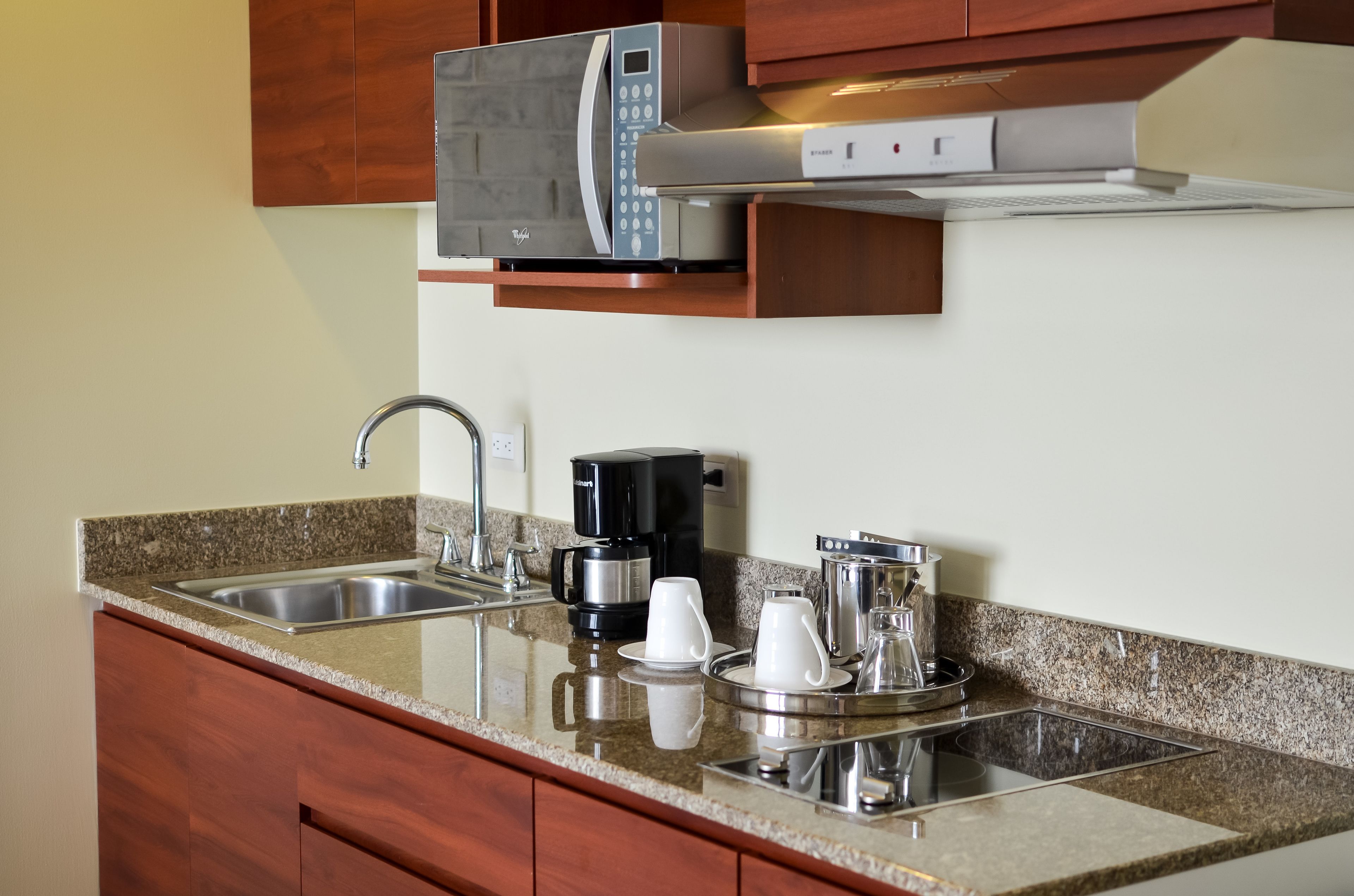 2 bedrooms, in-room safe, desk, soundproofing