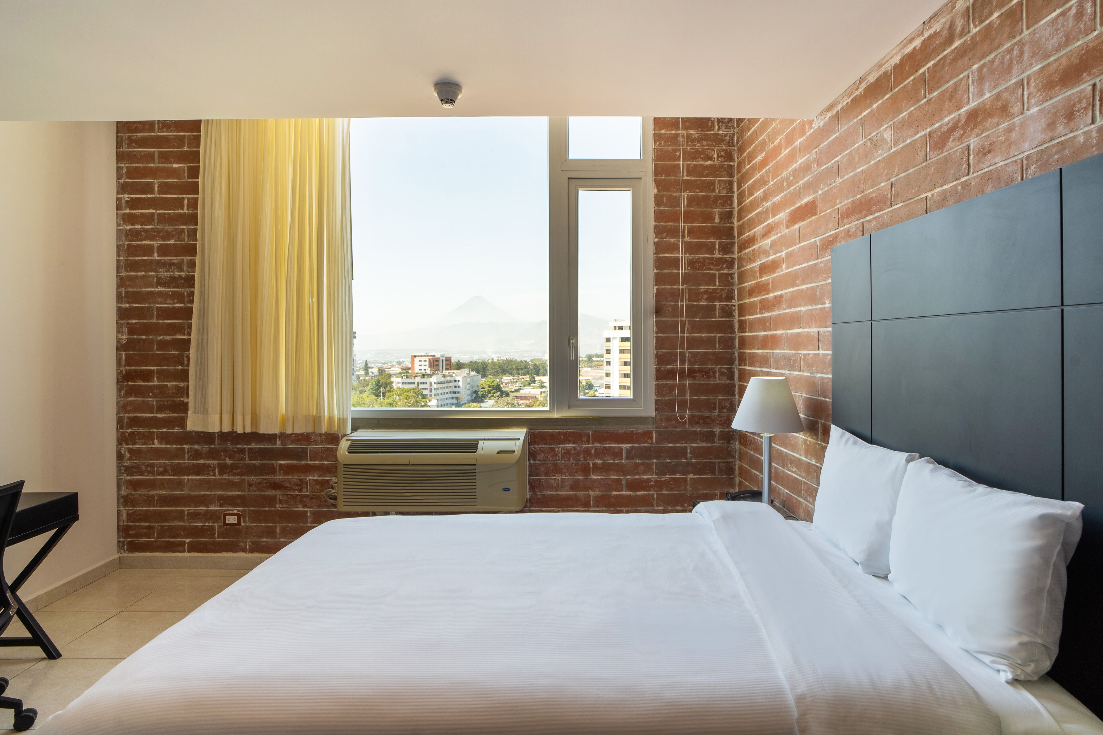 deluxe apartment, 2 bedrooms | 2 bedrooms, in-room safe, desk, soundproofing