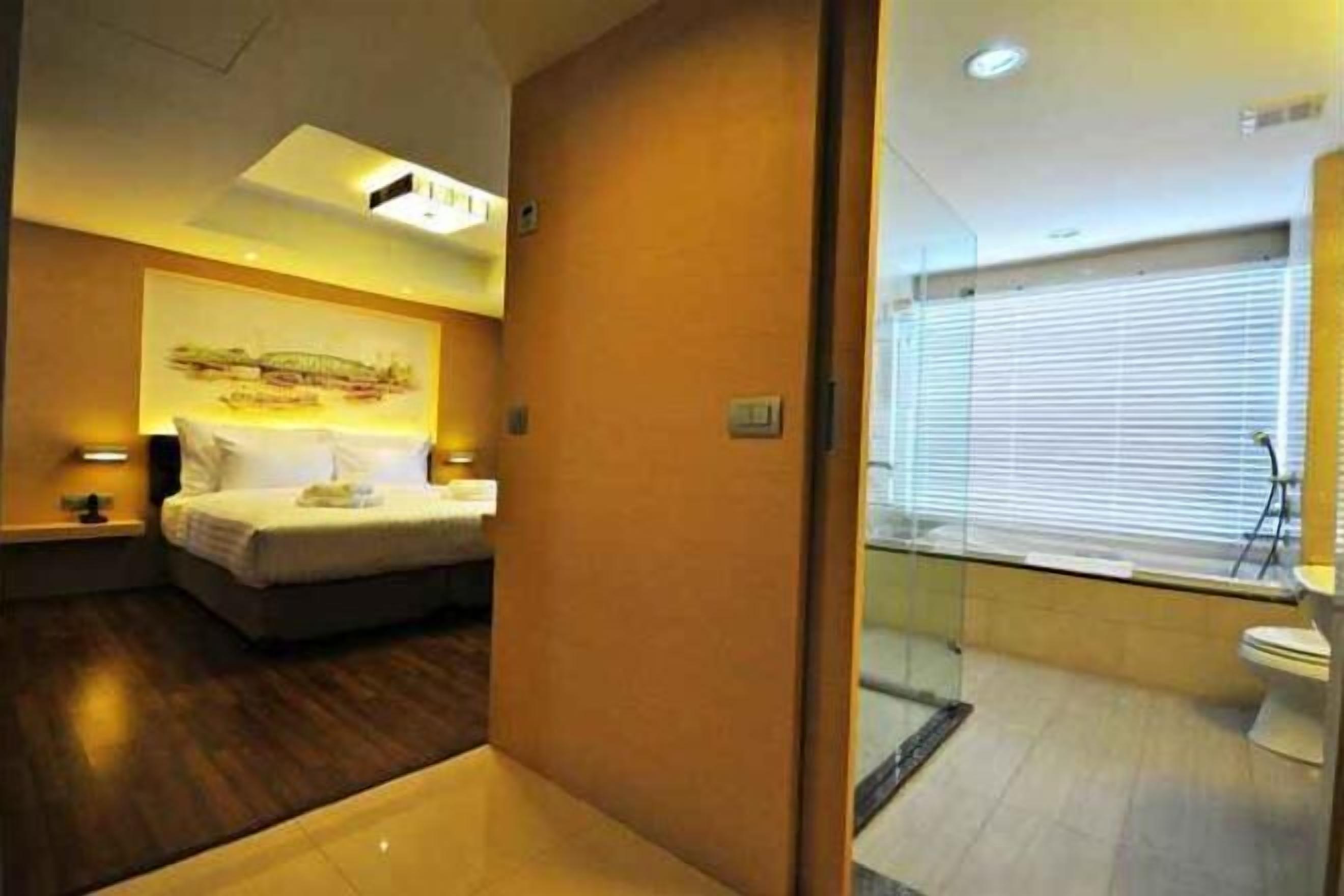 In-room safe, desk, blackout curtains, free WiFi