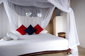 Room, 1 King Bed, Beachfront | Free WiFi, bed sheets - Hotel Zulum (Tulum)