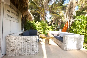 2 restaurants, breakfast, lunch, dinner served; international cuisine - Hotel Zulum (Tulum)