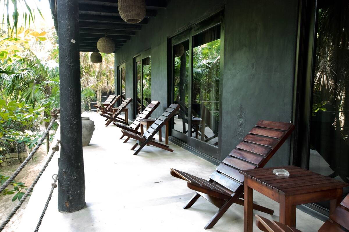 Standard Room, 1 King Bed | Terrace/patio