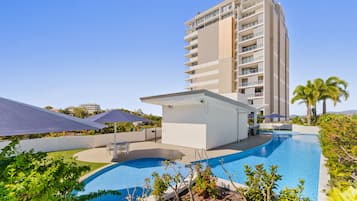 Outdoor pool, sun loungers