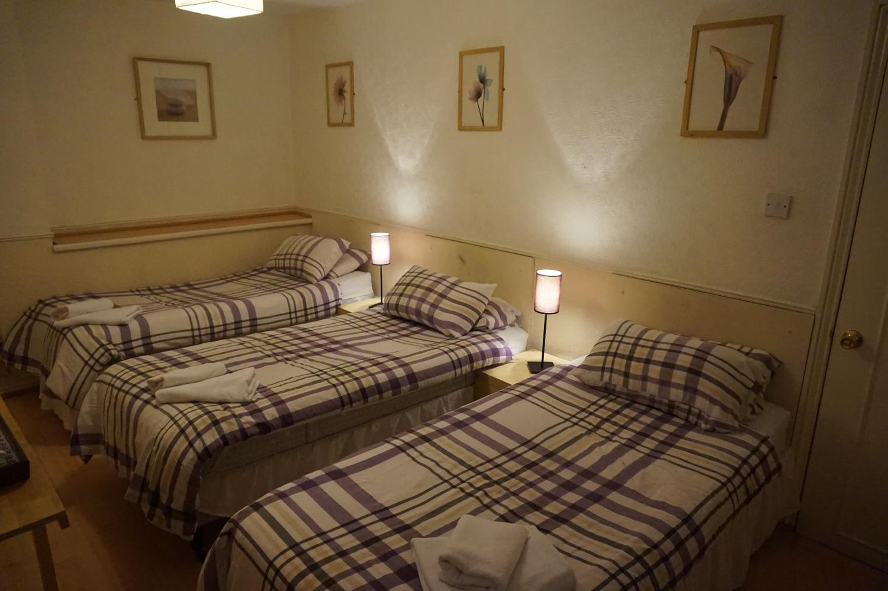 free wifi, bed sheets