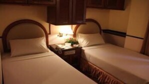 Standard Twin Room | WiFi (free) - Hotel 28 Chow Kit (Kuala Lumpur)