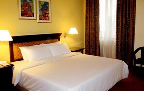 Minibar, free WiFi - Kuala Lumpur International Hotel (Kuala Lumpur)