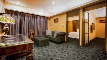 Deluxe Quadruple Room, 2 Bedrooms | Down comforters, free minibar, free WiFi, bed sheets