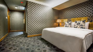 Superior Double Room | Down comforters, free minibar, free WiFi, bed sheets