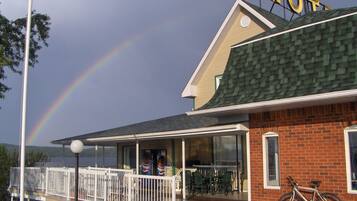 Fachada da propriedade