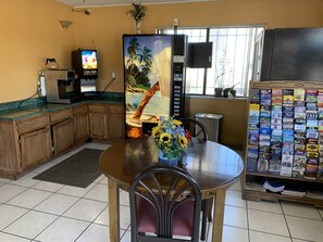 Free daily on-the-go breakfast  - Luxury Inn (Albuquerque)