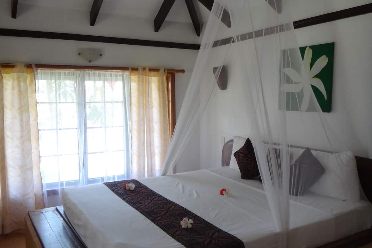 1 bedroom, in-room safe, iron/ironing board, wifi