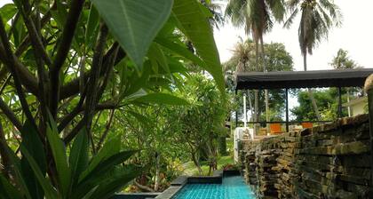 Suwan Driving Range and Resort