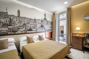 Triple Room, Balcony