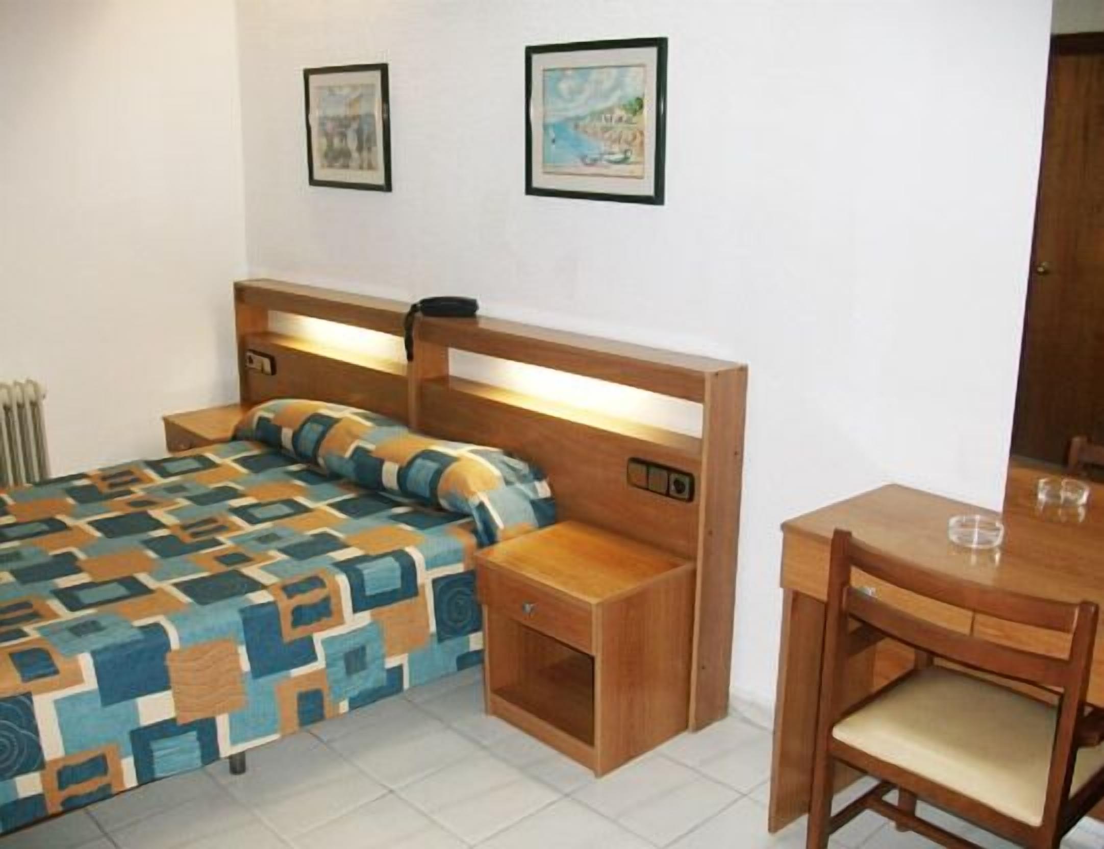 22-inch plasma tv with digital channels, tv