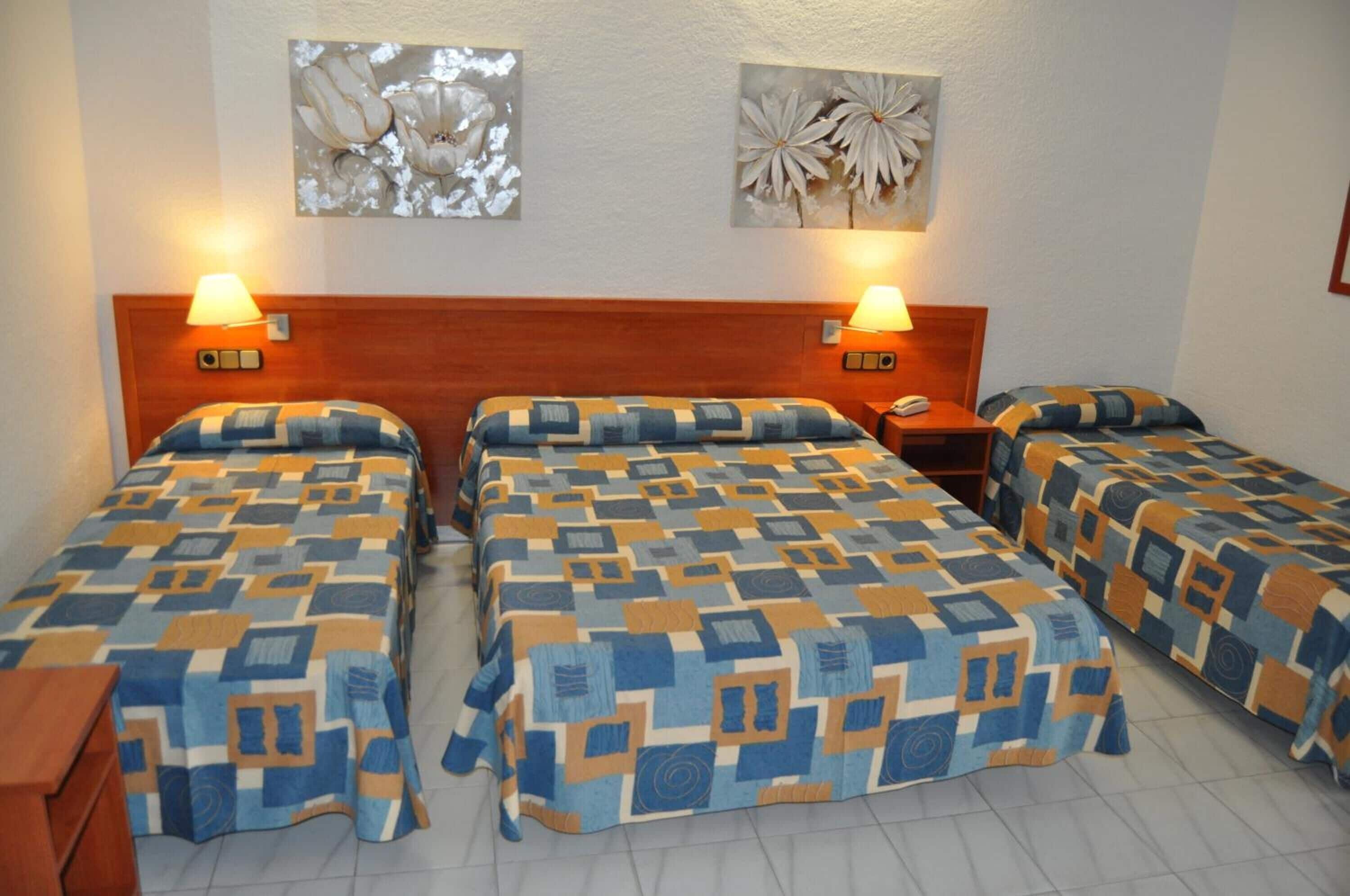 Photo - Nautilus Hotel