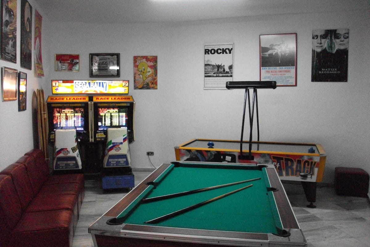 billiards