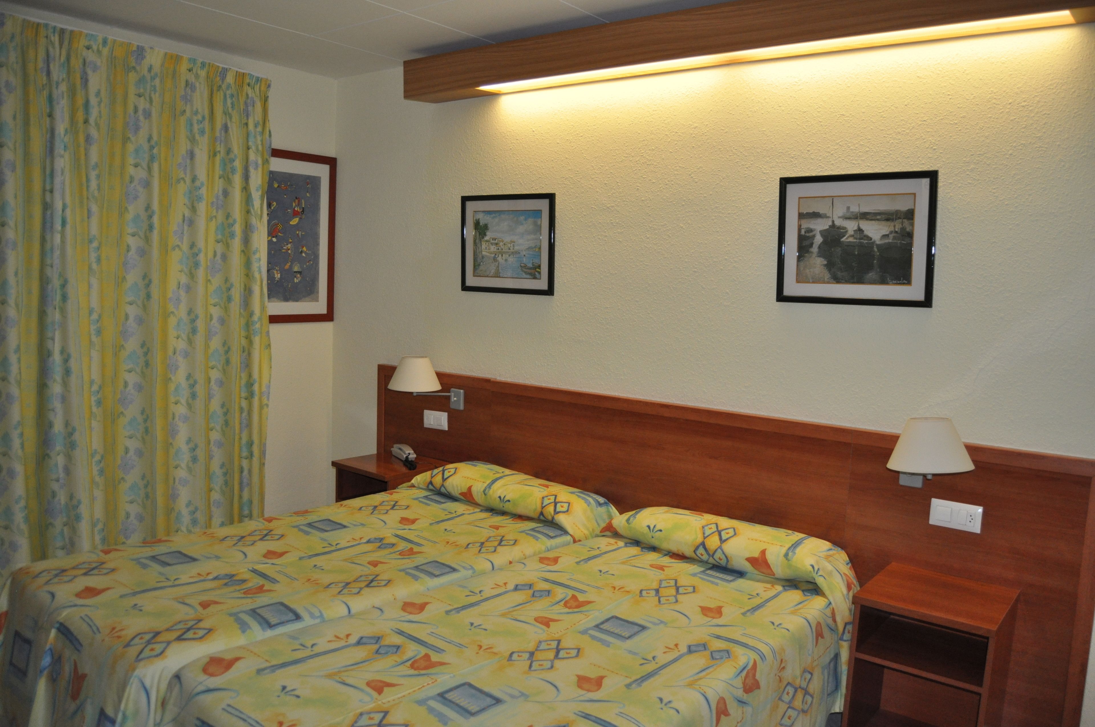 Photo - Nautilus Hotel