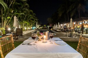 Outdoor banquet area - Safira River Front Resort (Morjim)
