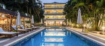 Safira River Front Resort