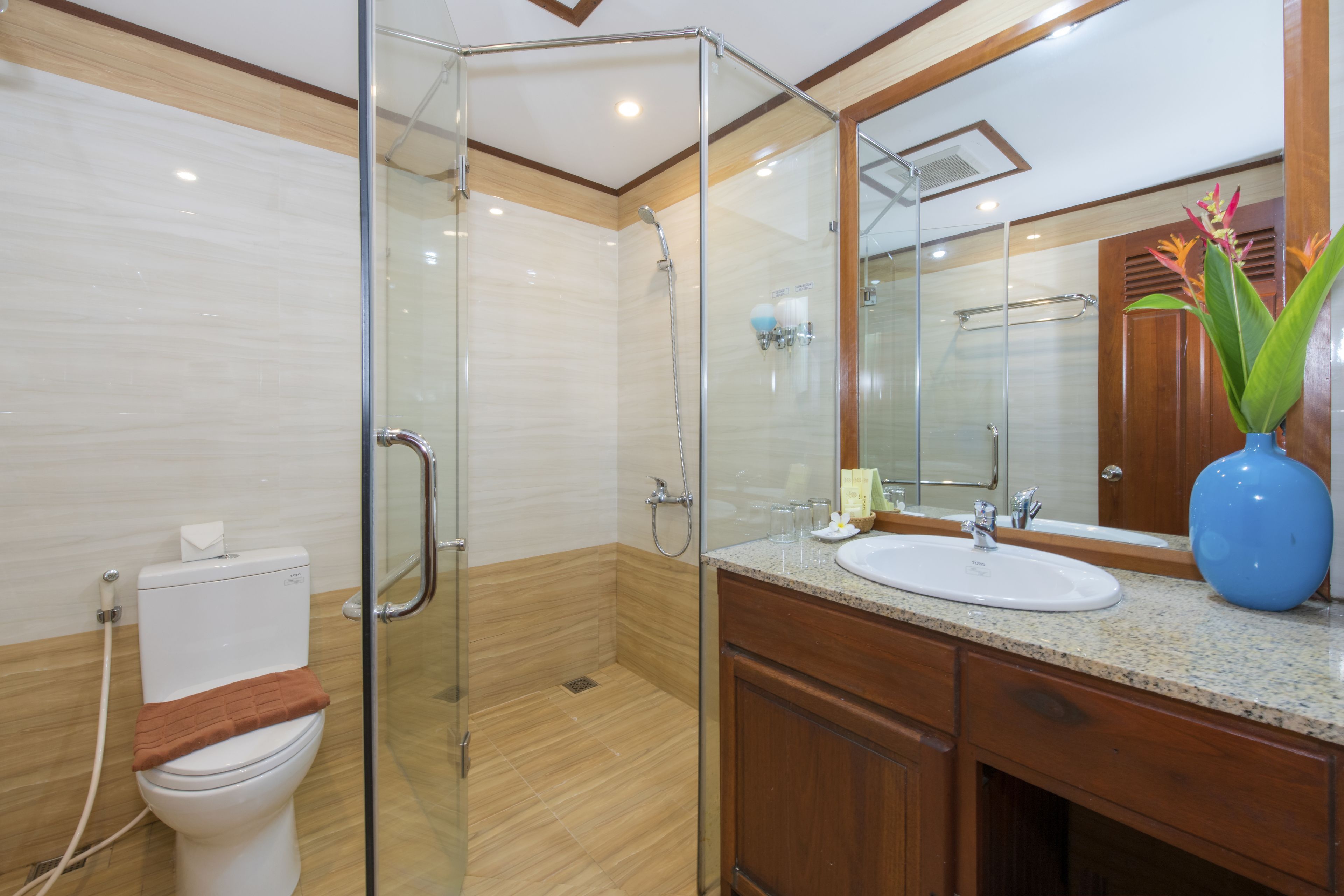 free toiletries, hair dryer, bathrobes, slippers