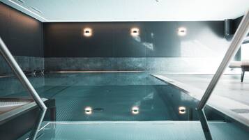 Indoor pool, outdoor pool, free cabanas, pool umbrellas