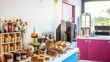Daily buffet breakfast (EUR 13.50 per person)