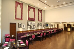 Daily buffet breakfast for a fee - The Cloud Hotel (Ahmedabad)