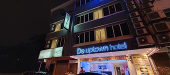 De UPTOWN Hotel @ P.J. 222