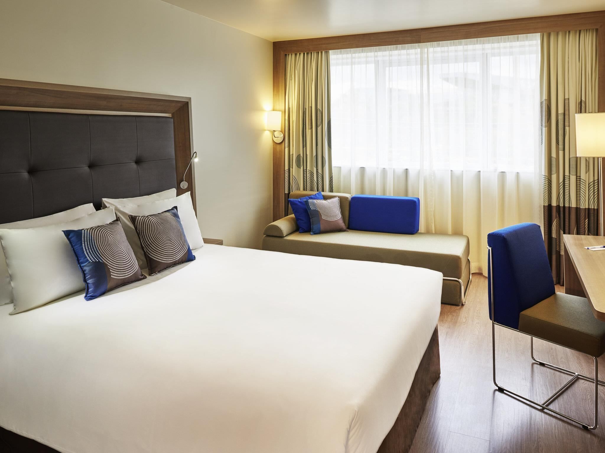 superior room, 1 double bed (adapted room) | premium bedding, minibar, in-room safe, desk