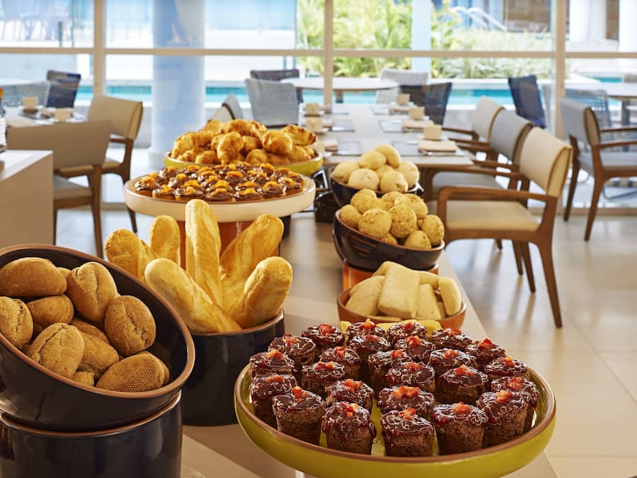 Daily buffet breakfast for a fee