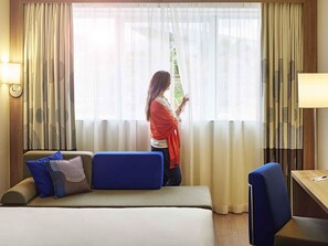 Premium bedding, minibar, in-room safe, desk - Novotel Rio de Janeiro Parque Olímpico (Rio de Janeiro)