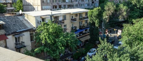Deluxe kamer, 1 twee- of 2 eenpersoonsbedden, balkon | Balkon