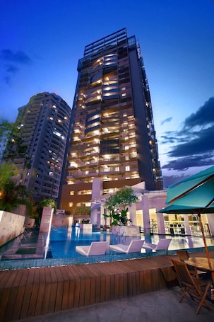 Outdoor pool, open 7:00 AM to 6:00 PM, pool umbrellas, sun loungers