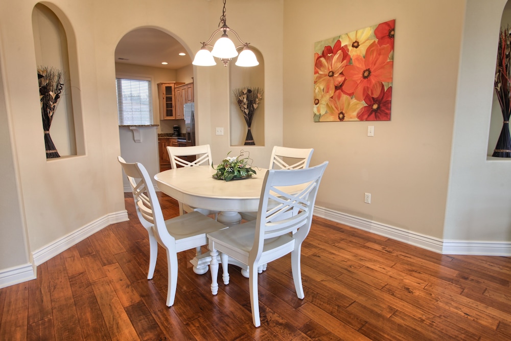 Top 10 Romantic Weekend Getaways In Branson, Missouri Updated 2024