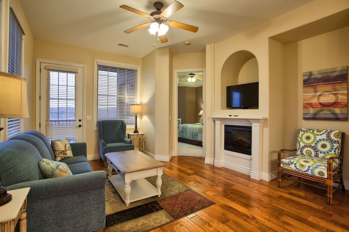 LED TV, fireplace, DVD player