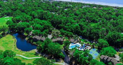 Spinnaker At Shipyard