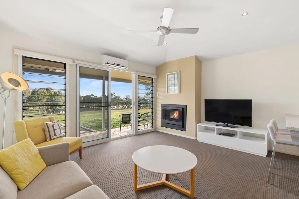 1 bedroom, pillowtop beds, soundproofing, iron/ironing board