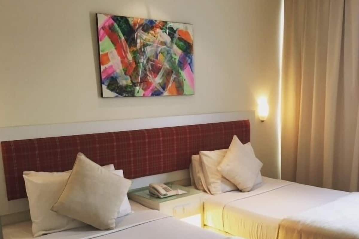 Phòng Superior | Minibar, bàn, truy cập Internet không dây miễn phí, bộ trải giường