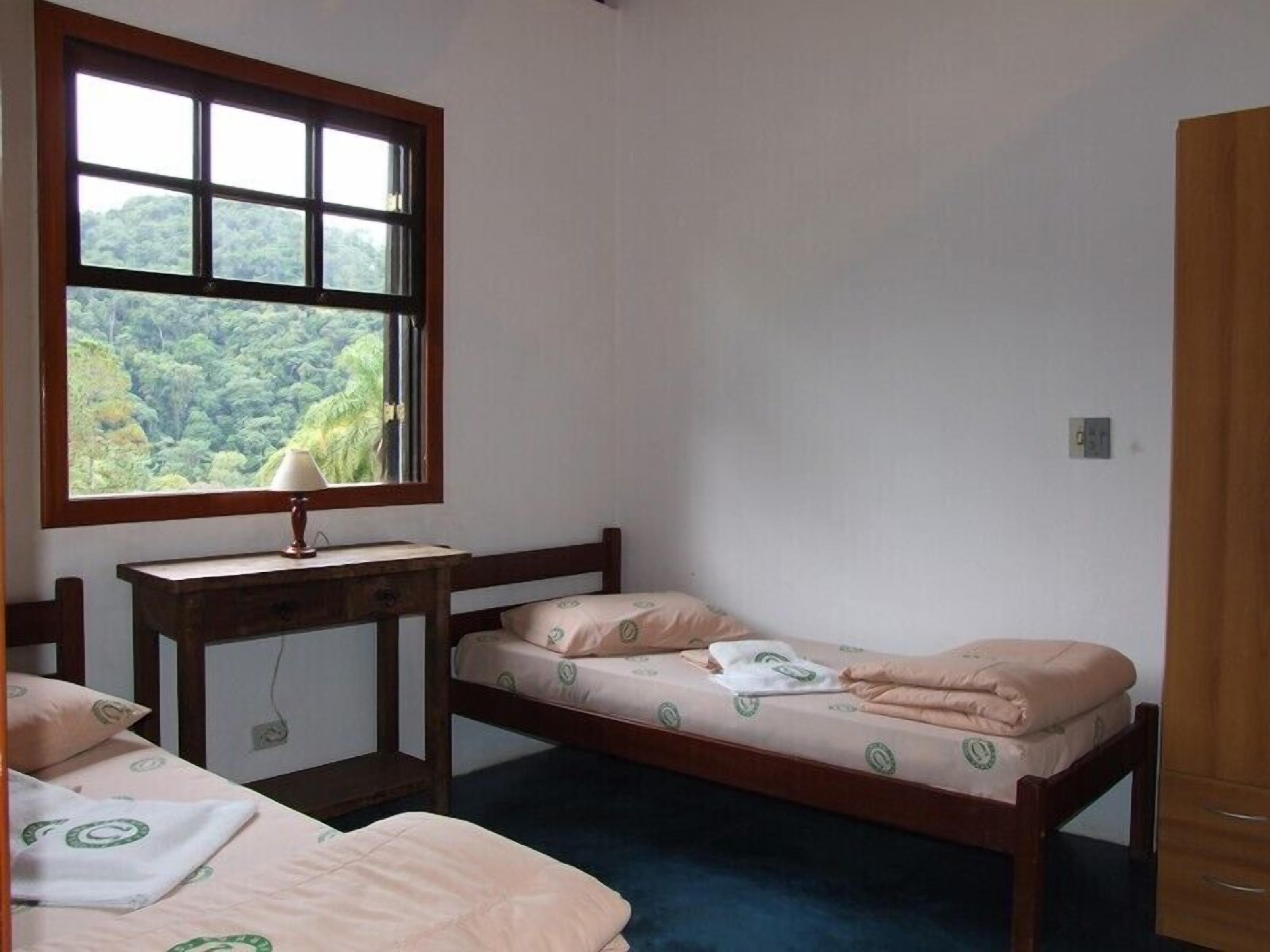 deluxe room | minibar